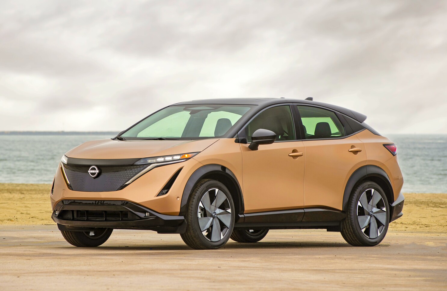 All electric 2025 suv